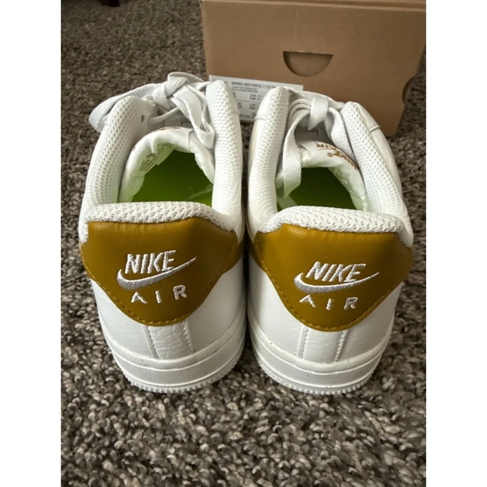 Nike Air Force 1 Next Nature Summit White Bronze